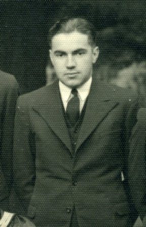 John Calhoun (Prefects, 1937).